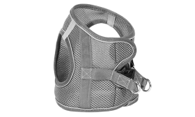 Vedere laterală ham vestă gri reflectorizant cu inel argintiu pentru medalion pisica și bretele reglabile.